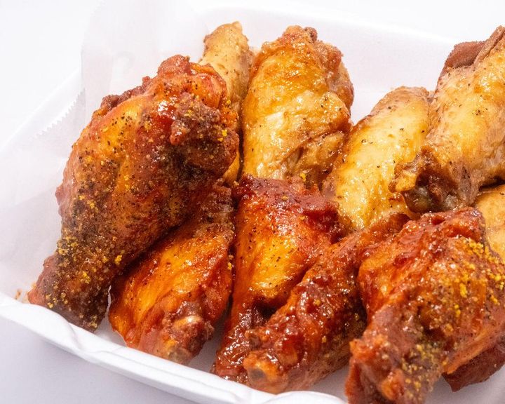A basket of ten crispy Korean-style fried chicken wings tossed in signature Chimac sauce.