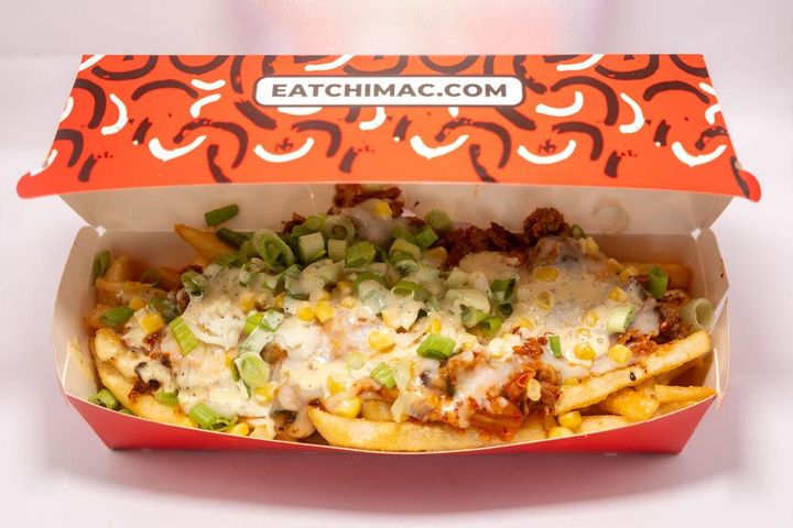 Loaded kimchi steak fries topped with savory KBBQ beef, signature sauce, and green onions.